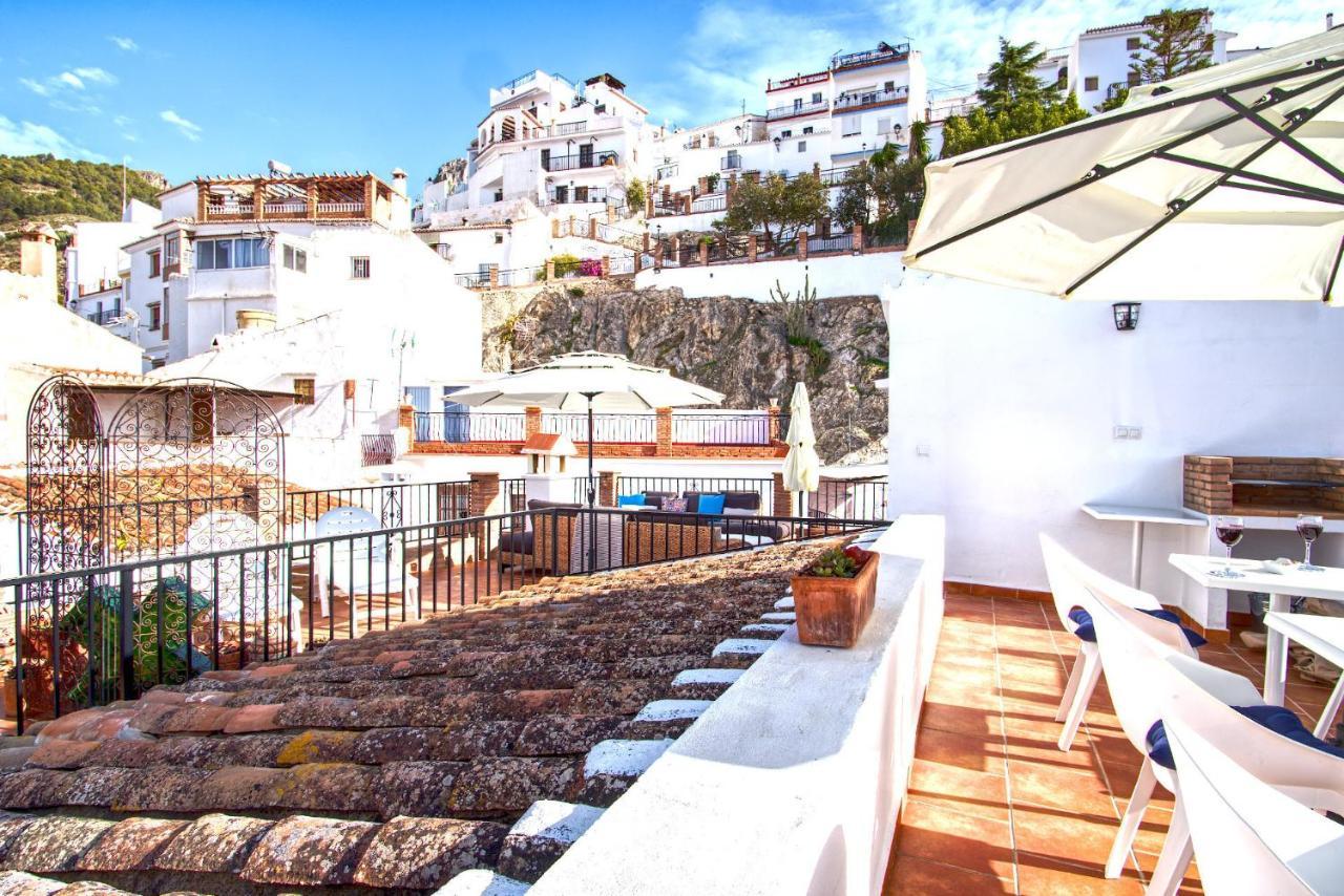 La Vieja Botica Bed & Breakfast Canillas de Aceituno ภายนอก รูปภาพ