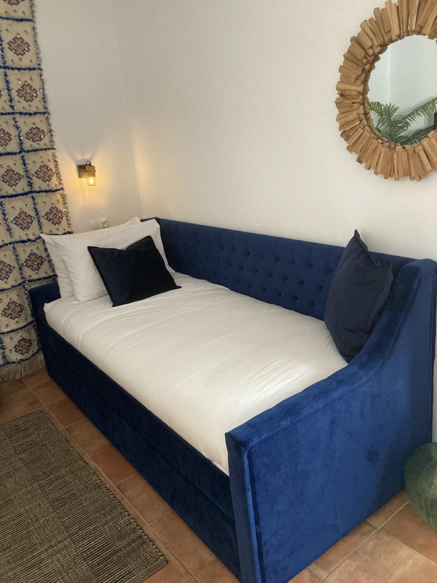 La Vieja Botica Bed & Breakfast Canillas de Aceituno ภายนอก รูปภาพ